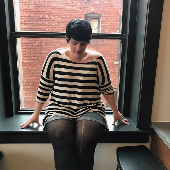 Meet your Posher, Jessica - Picture 7 of 7